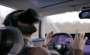Lái xe ô tô bằng công nghệ thực tế ảo tiết kiệm chi phí, an toàn, giảm thiểu rủi ro trên đường, hạn chế tối đa tai nạn